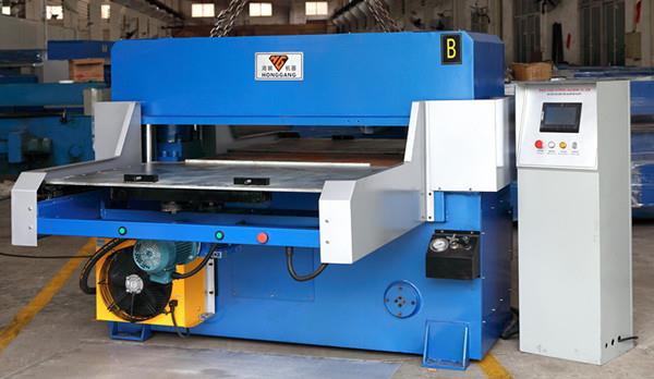 Blister Vacuum Forming Packaging Machine